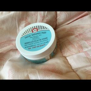 Facial Radiance Pads first aid beauty